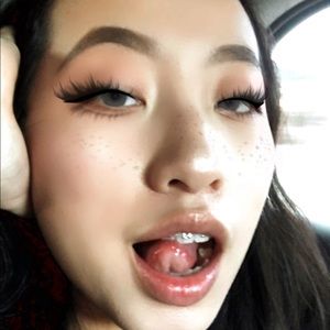 Meet your Posher, Kaitlynn